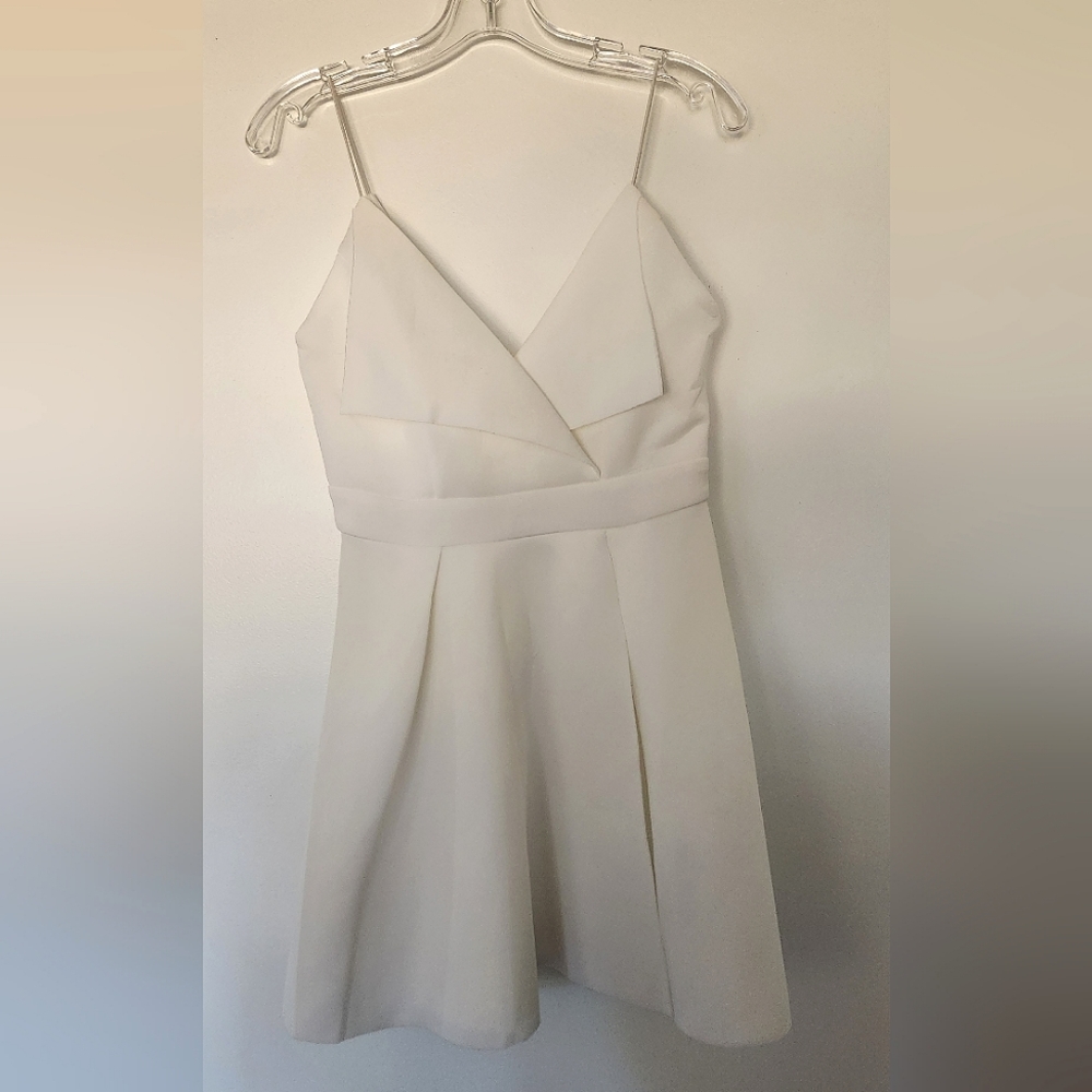 FLAWED NWT ASOS White Sleeveless Dress Size 4